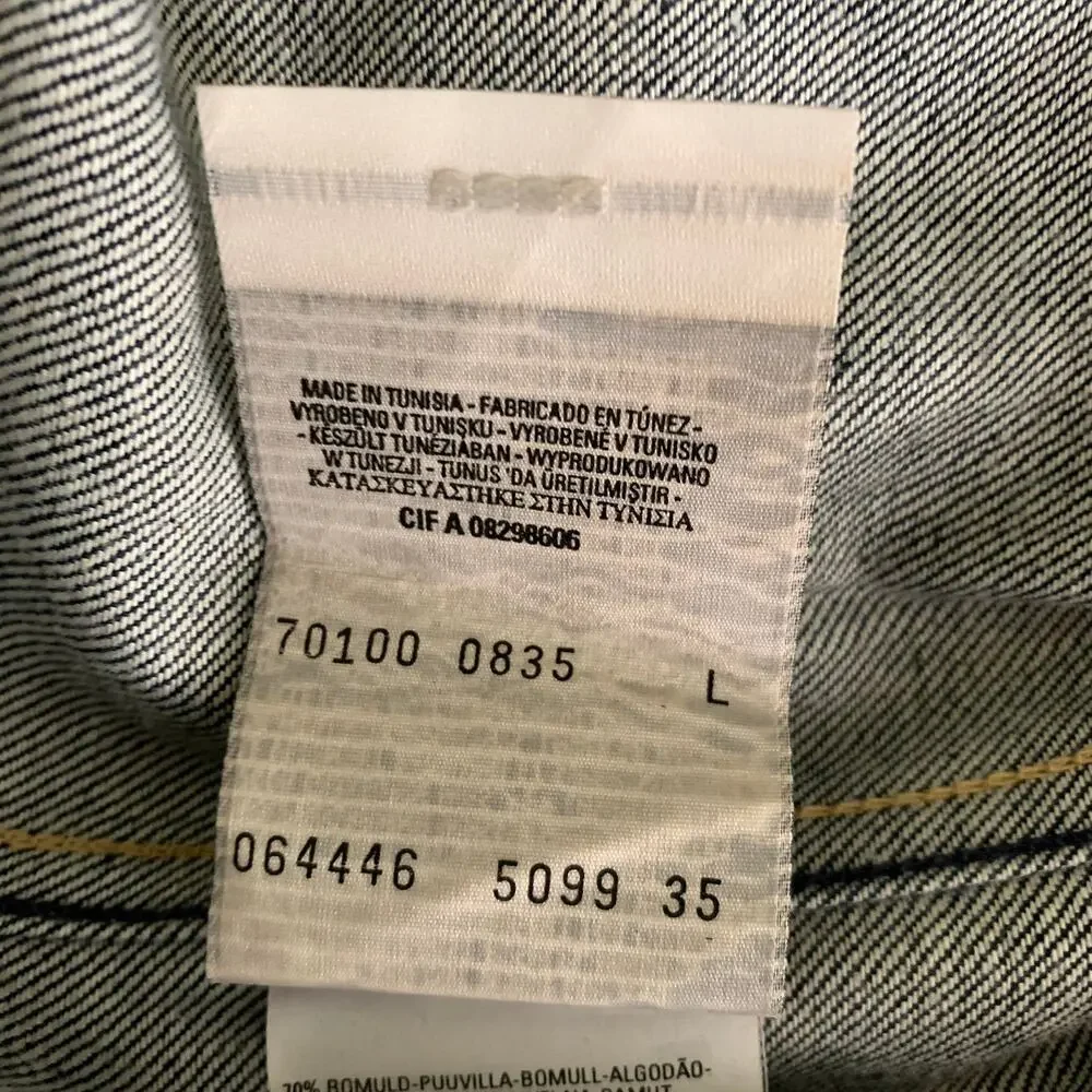 Levis levi 2000s
